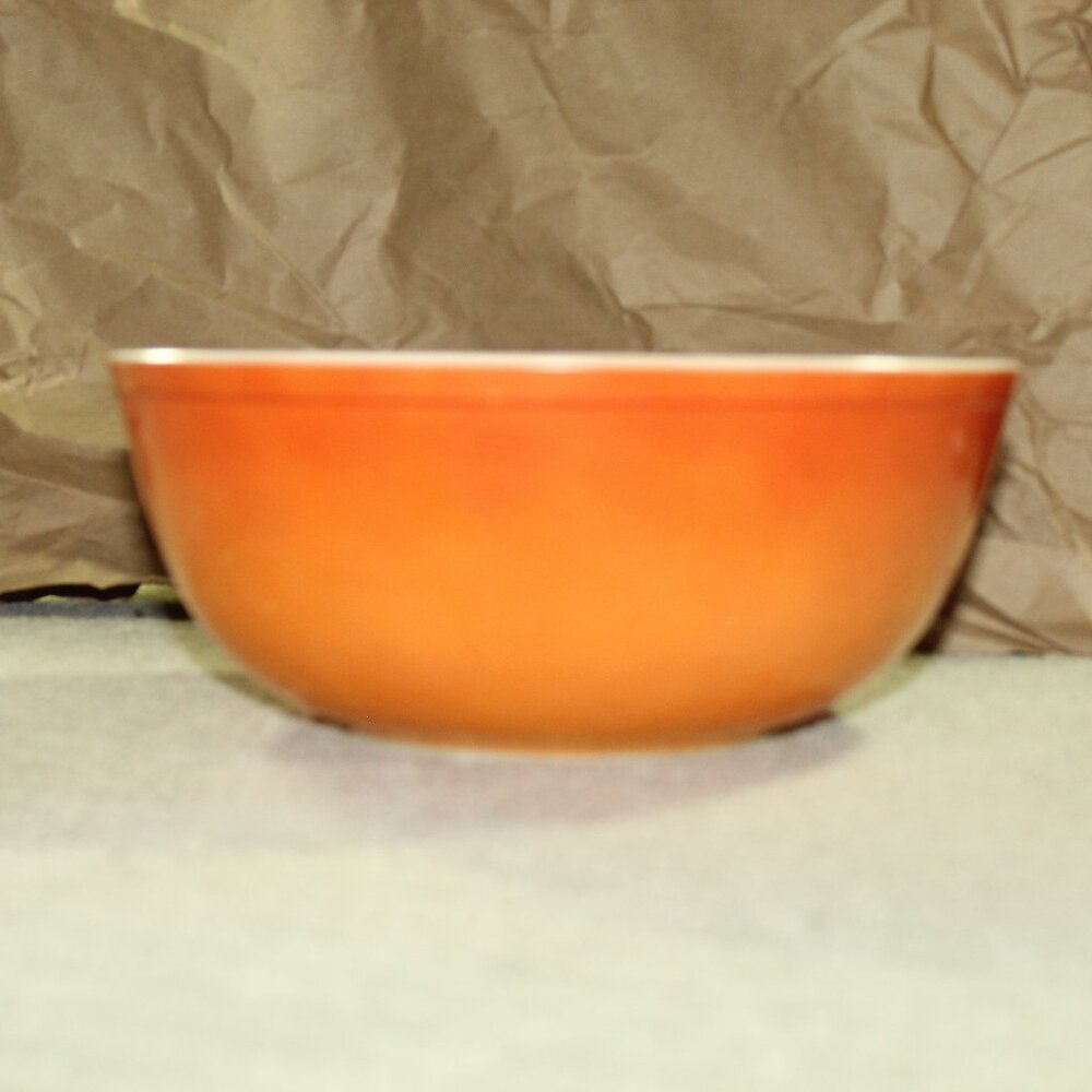 Vintage 70s Pyrex Flameglo Red/Orange Ombre Mixing Bowl #404 4 QT